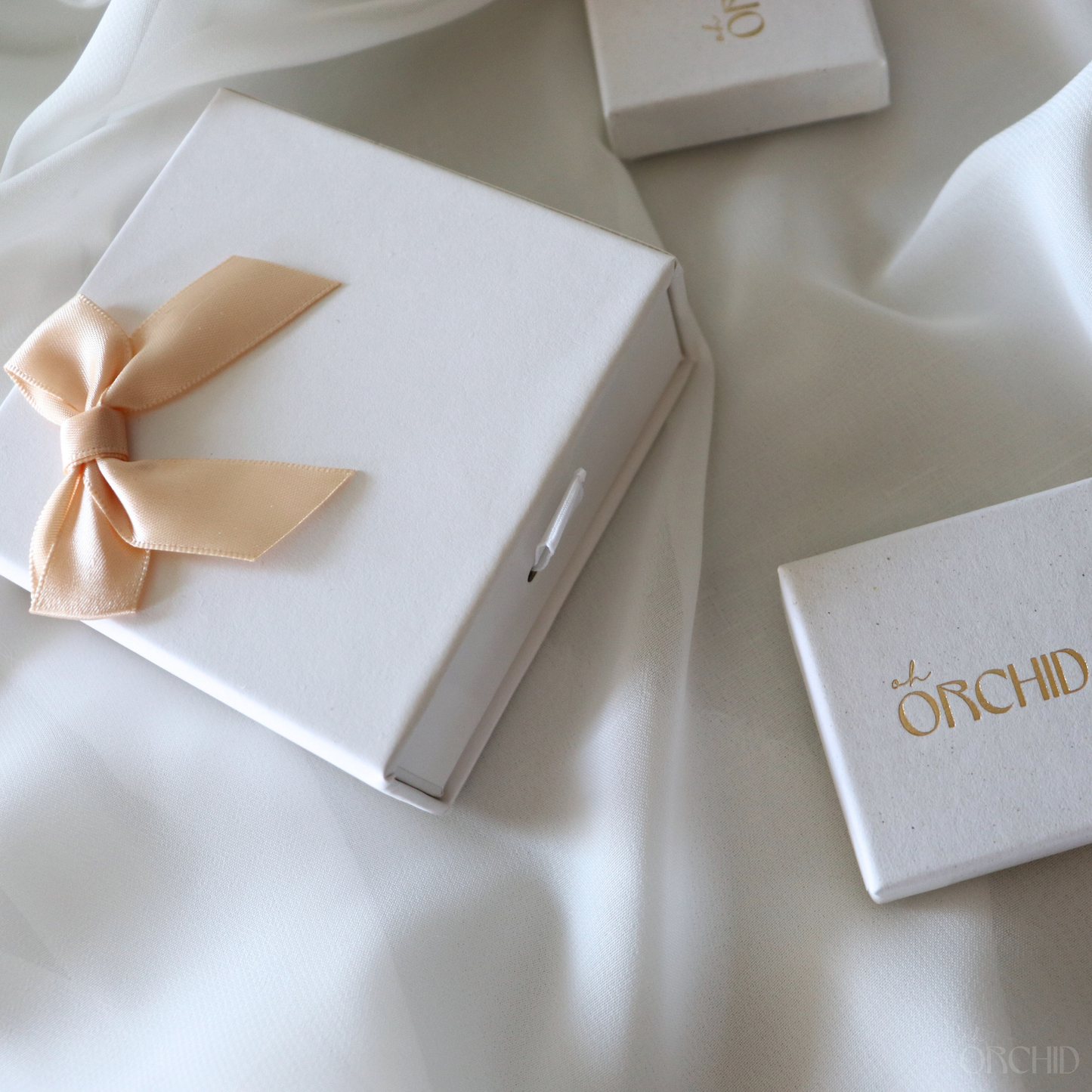 Ella Eternal Link Necklace