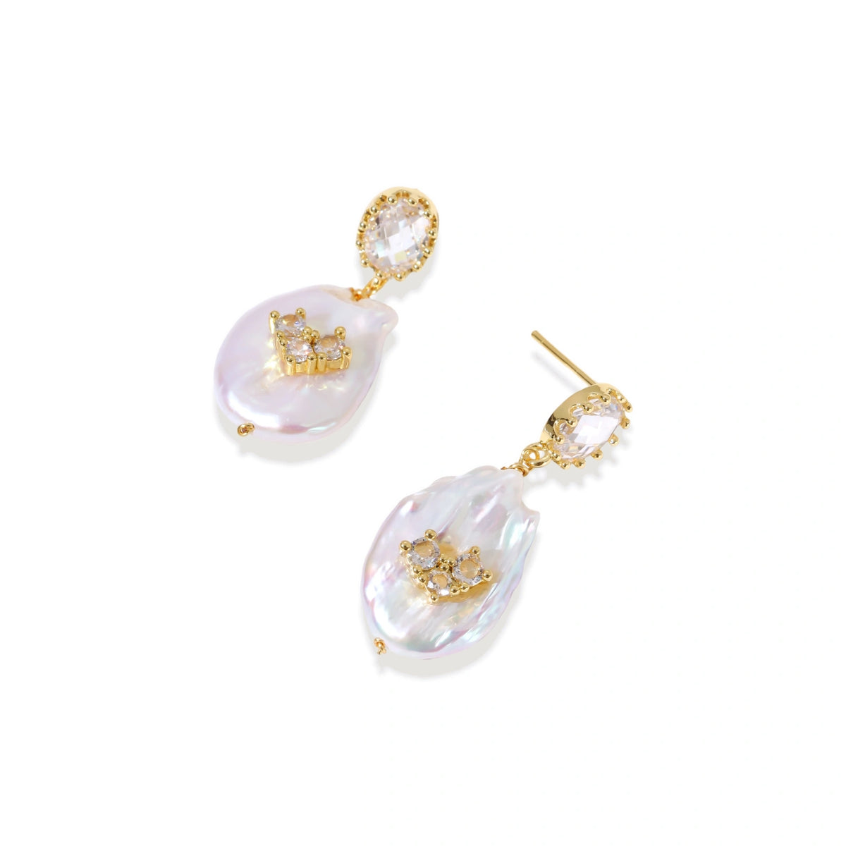 Moonlight Pearl Drops, close-up of the crystal cluster accent on the baroque pearl