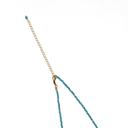 Skye Apatite Pearl Necklace, close view of the clasp and extender chain