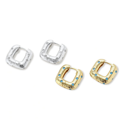 Nova Celestial Hoops hinged closure detail view