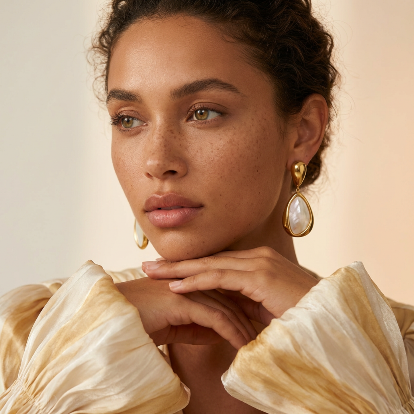 Perla Drop Earrings
