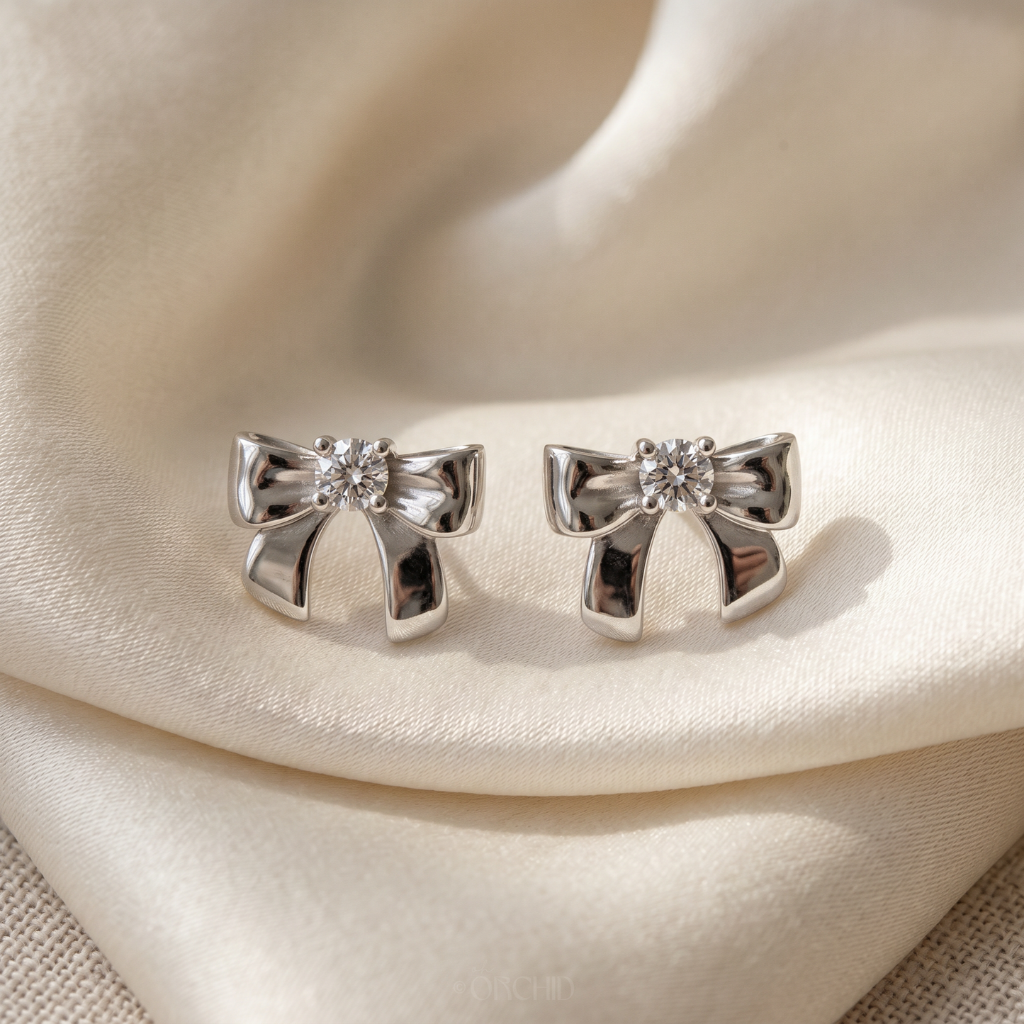Claira Moissanite Bows