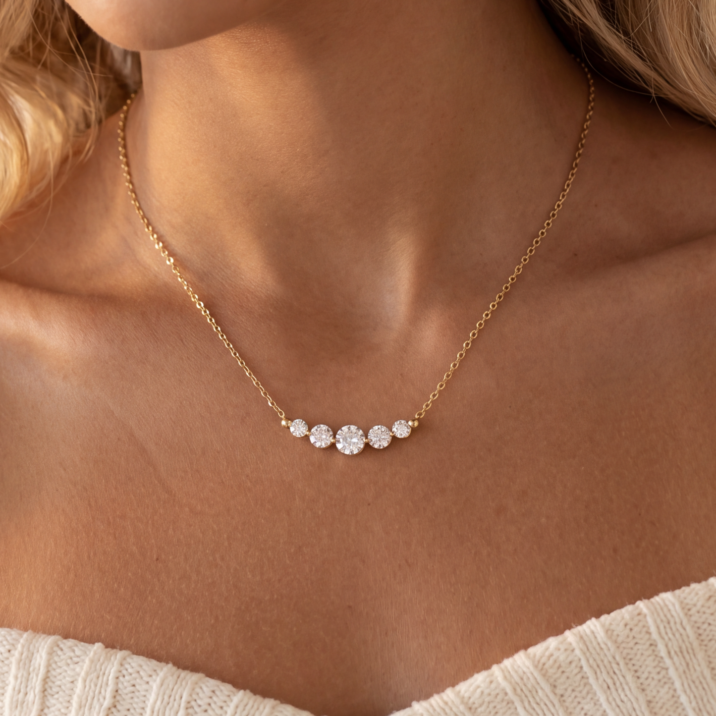 Demi Halo Necklace