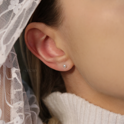 Laurel Pearl Earrings